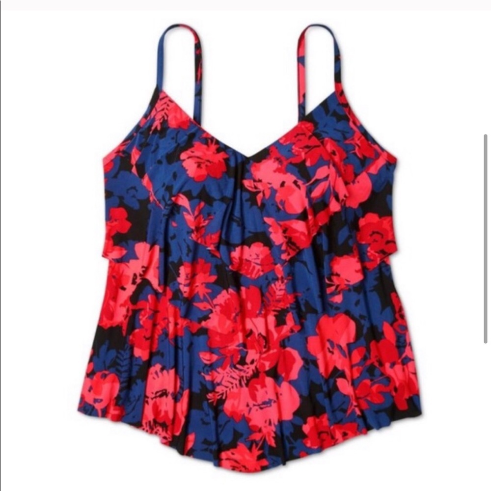New red floral plus size swimtop - Picture 3 of 11